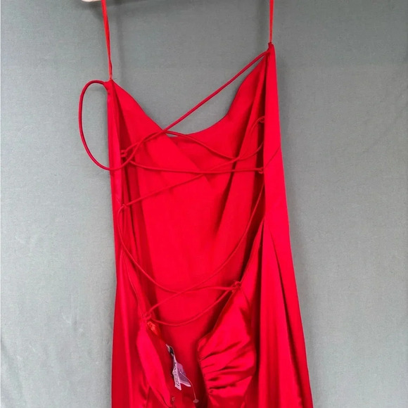 EUC Mac Duggal Ieena 26268 Strappy Lace-Up Back Column Gown, Red, 12 - Picture 4 of 8